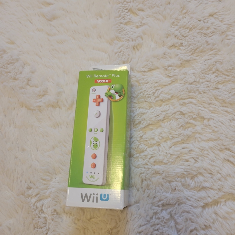 Wii U Remote Plus with Yoshi Design